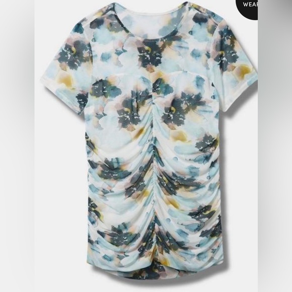 torrid Tops - TORRID Stretch Mesh Crew Neck Ruched Top: MULTI FLORAL PRINT: NWT: SIZE 1